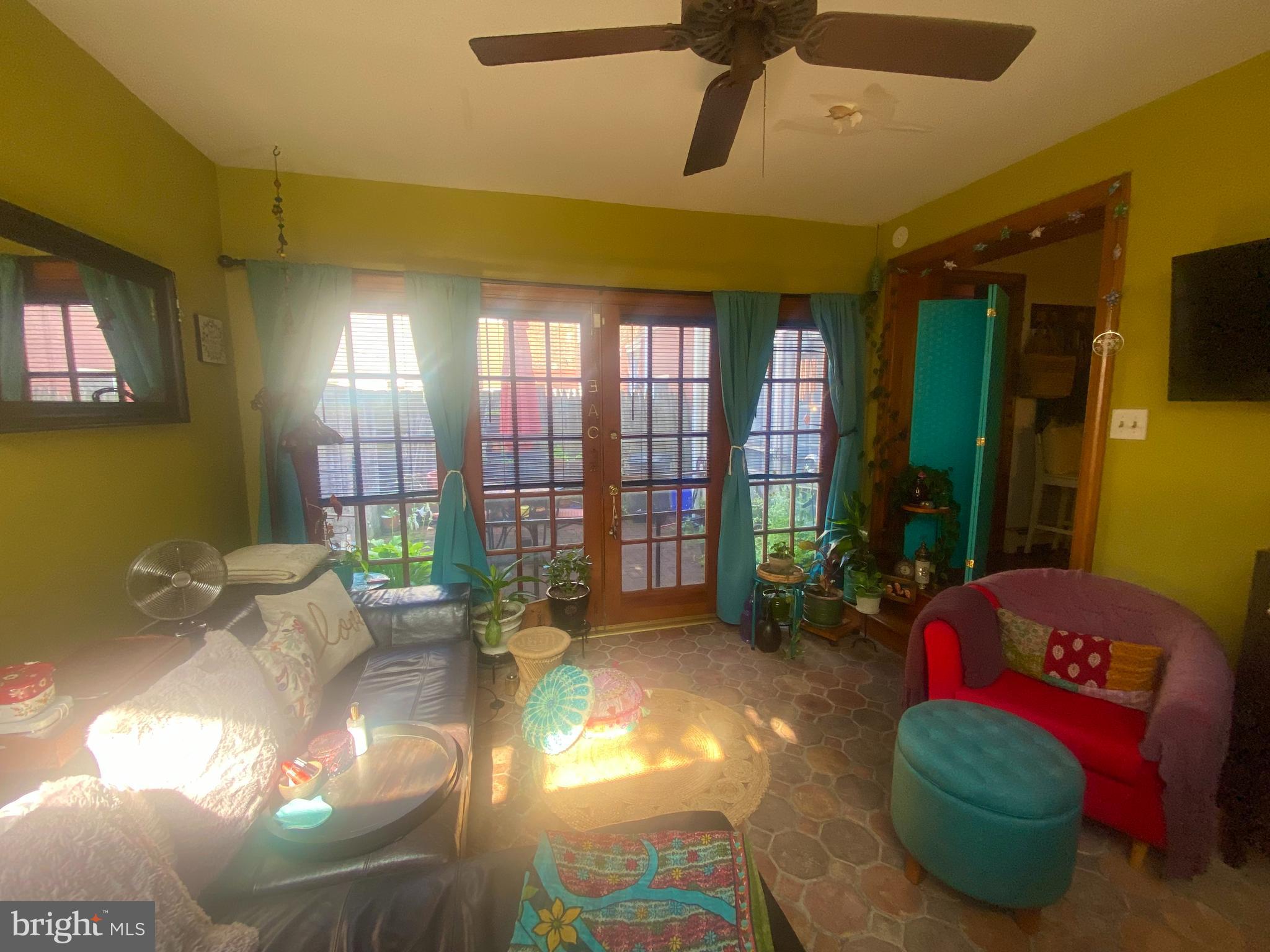 812-16 S Hancock St