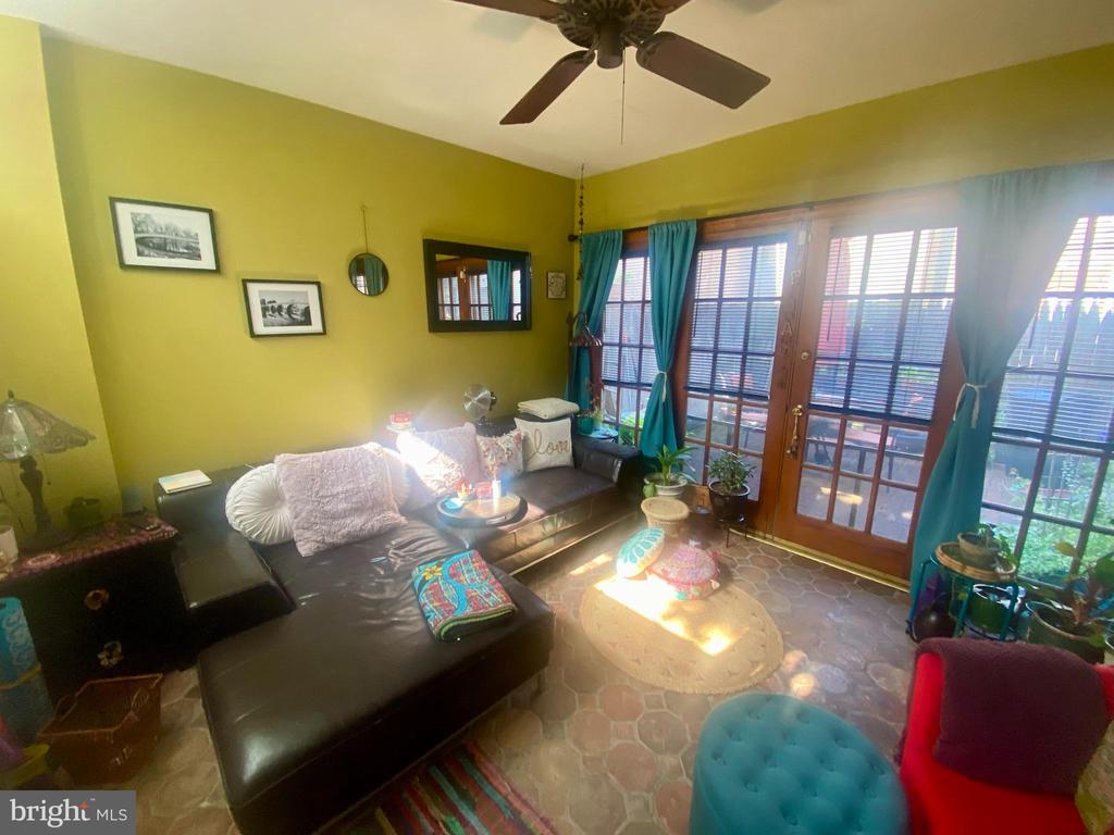 812-16 S Hancock St