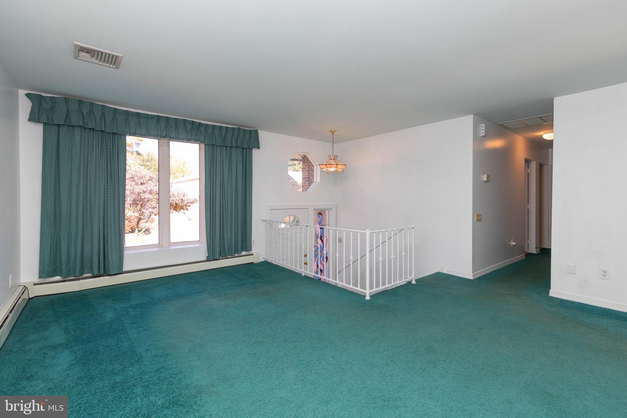 614 Cheswick Rd
