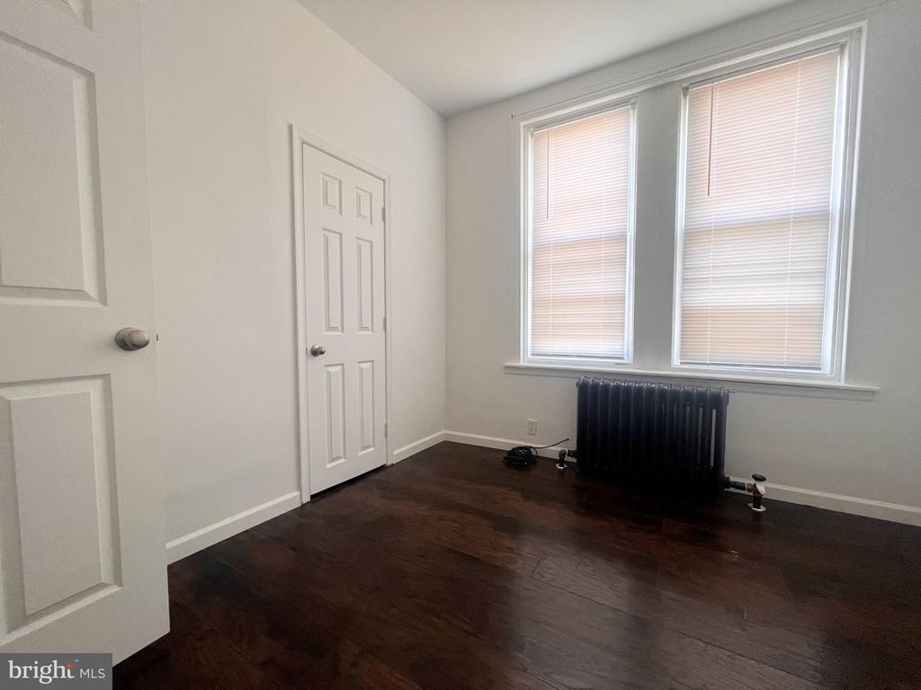 332 W MANHEIM ST #1