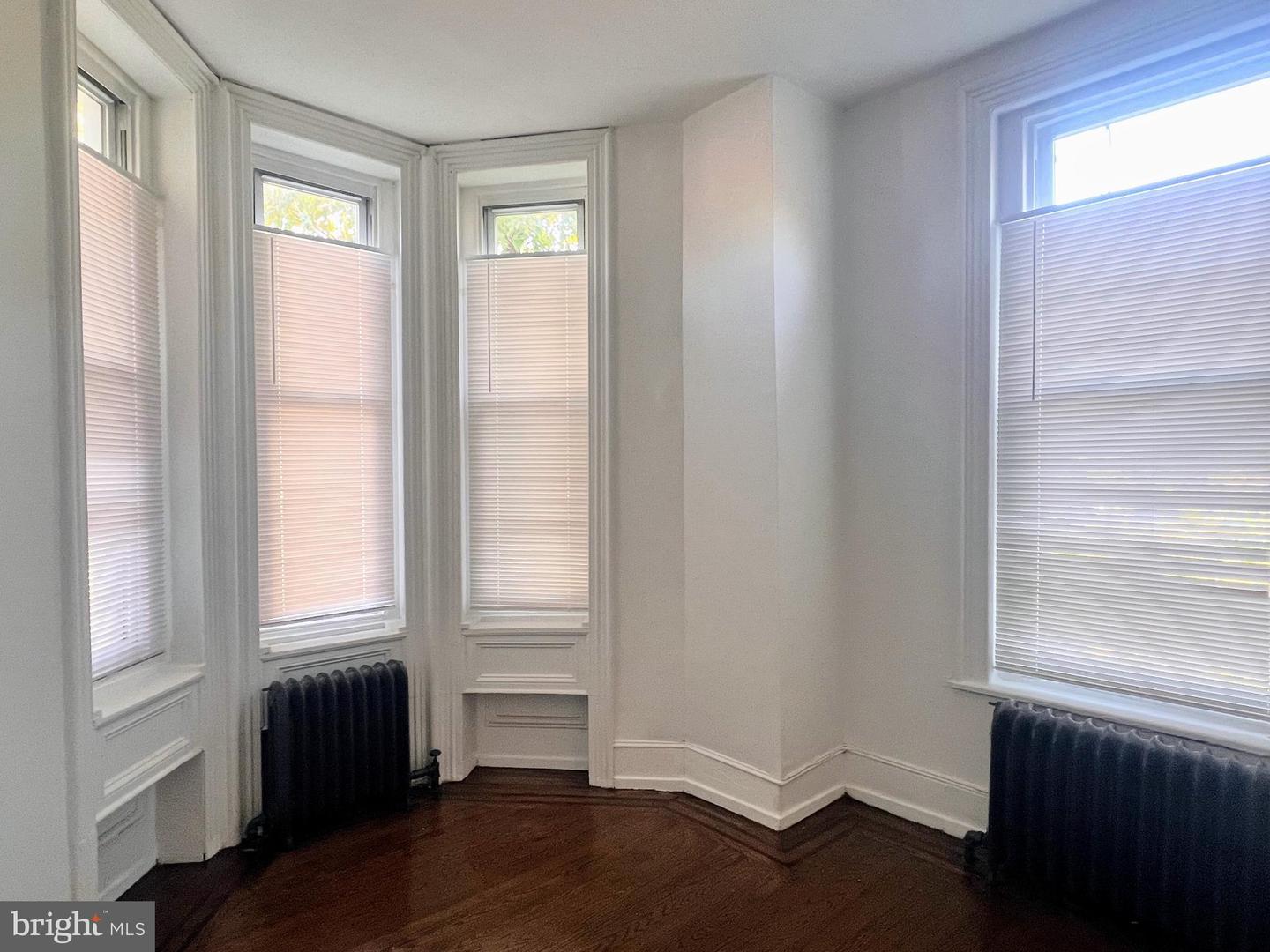 332 W MANHEIM ST #1