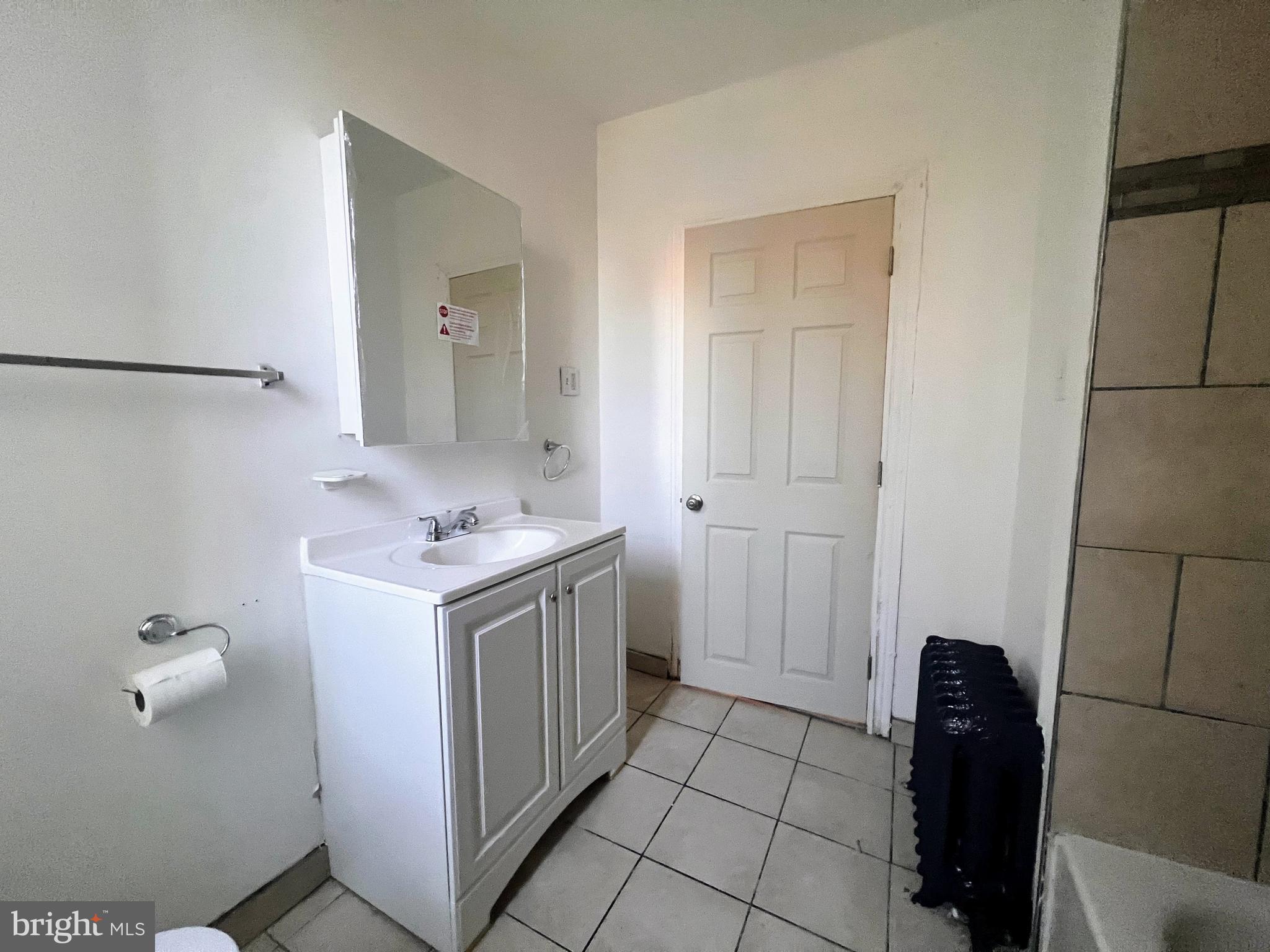 332 W MANHEIM ST #1