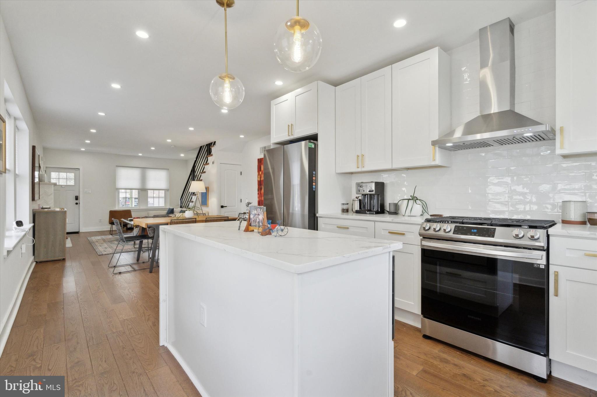 414 Cinnaminson St