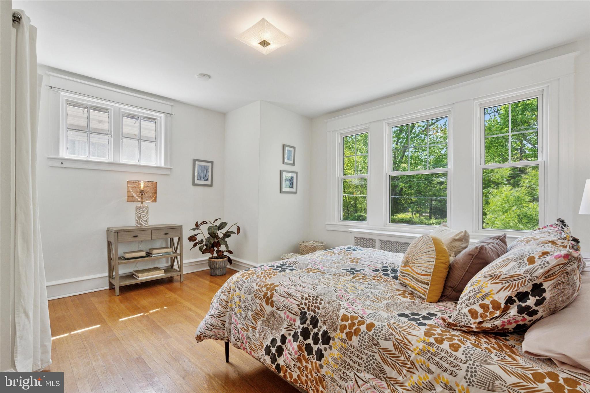 418 W Mount Airy Ave