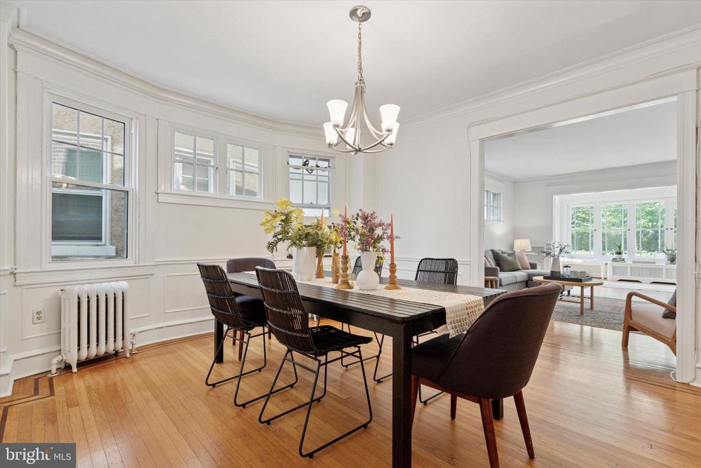 418 W Mount Airy Ave