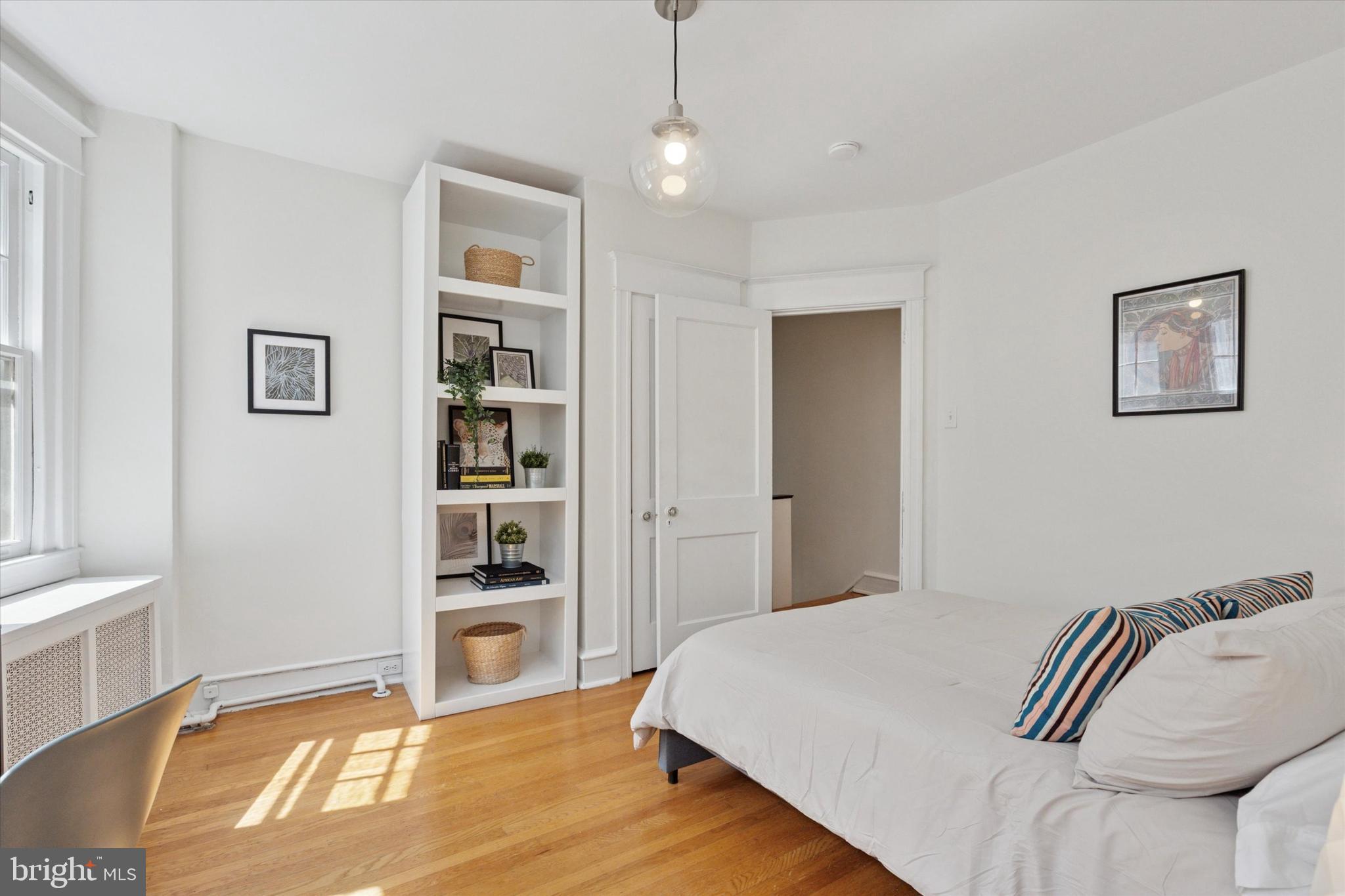 418 W Mount Airy Ave