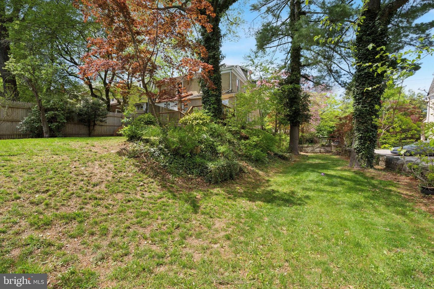 38--40 E Willow Grove Ave