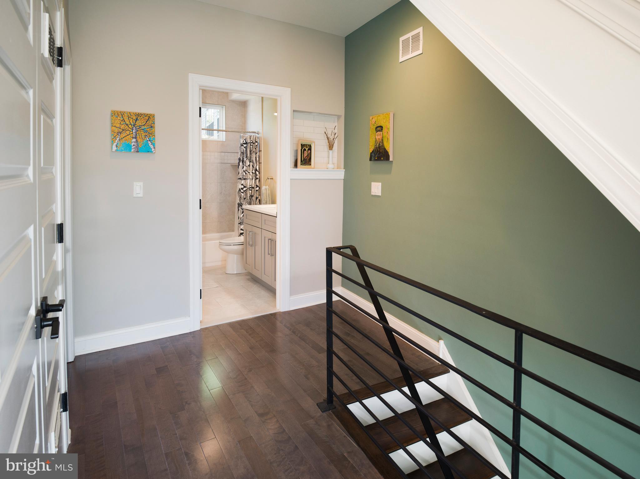 420 Kingsley St