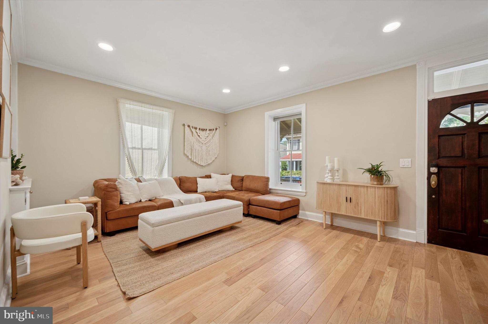 234 E BENEZET STREET