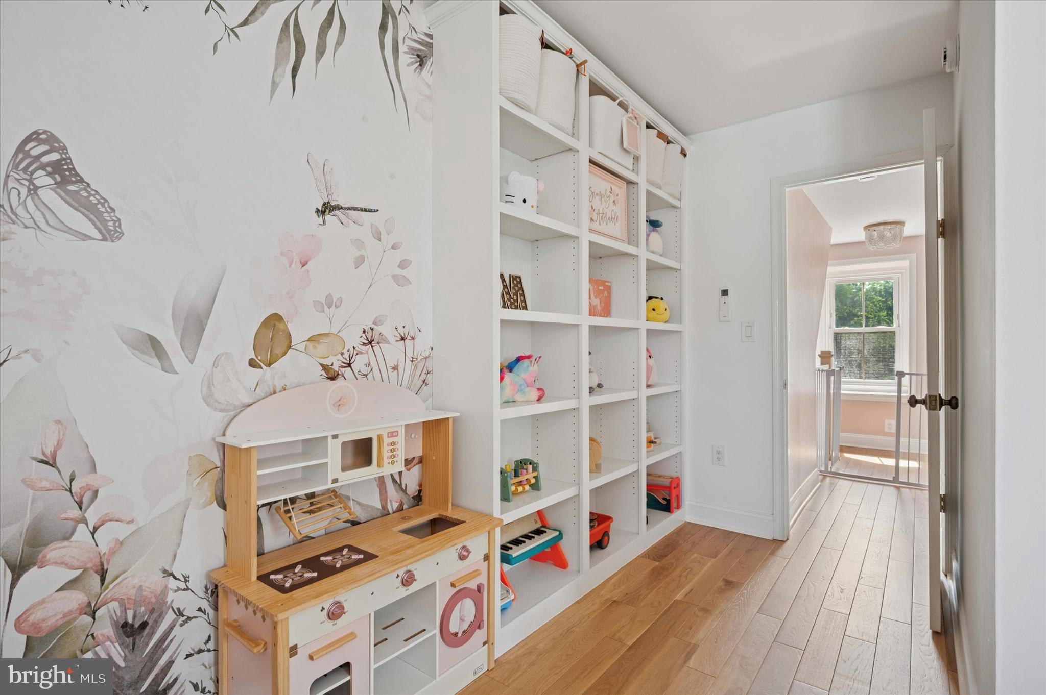 234 E BENEZET STREET