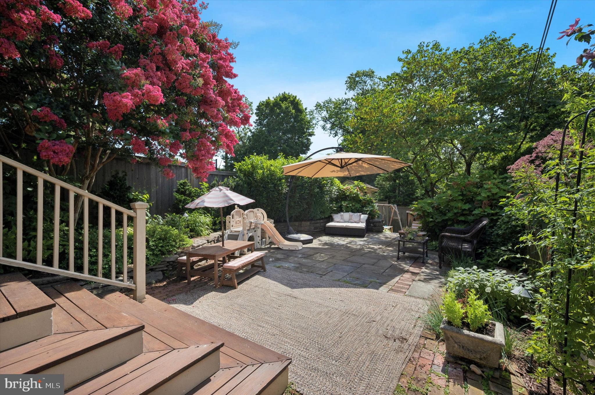 234 E BENEZET STREET