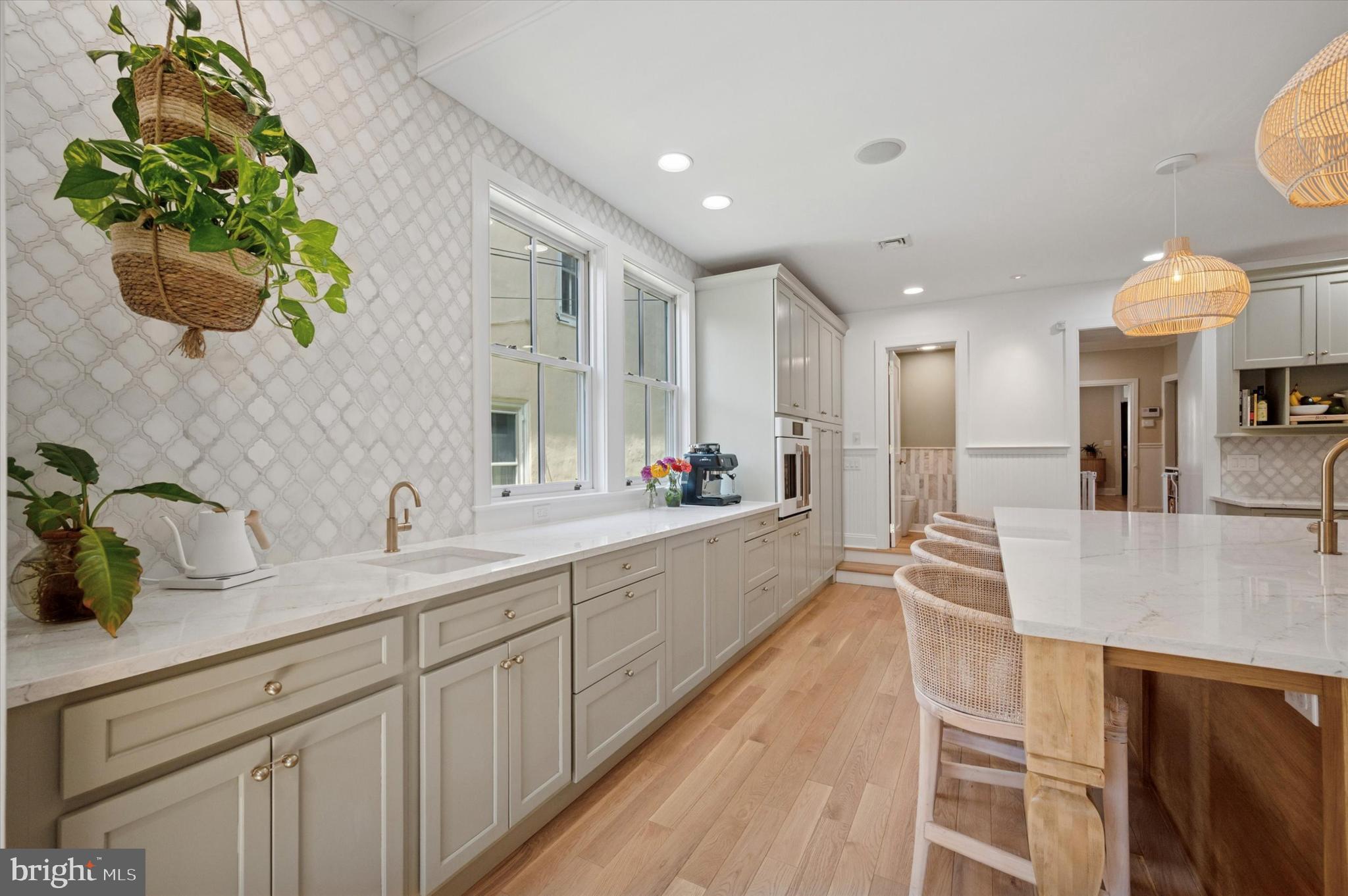 234 E BENEZET STREET