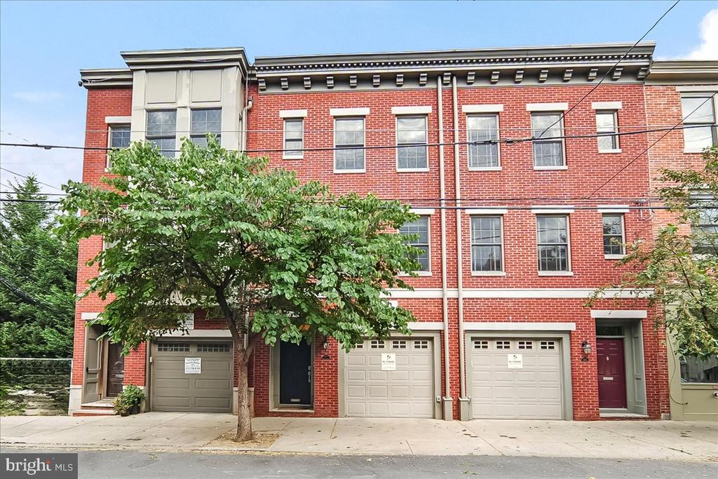 677 N 15TH STREET