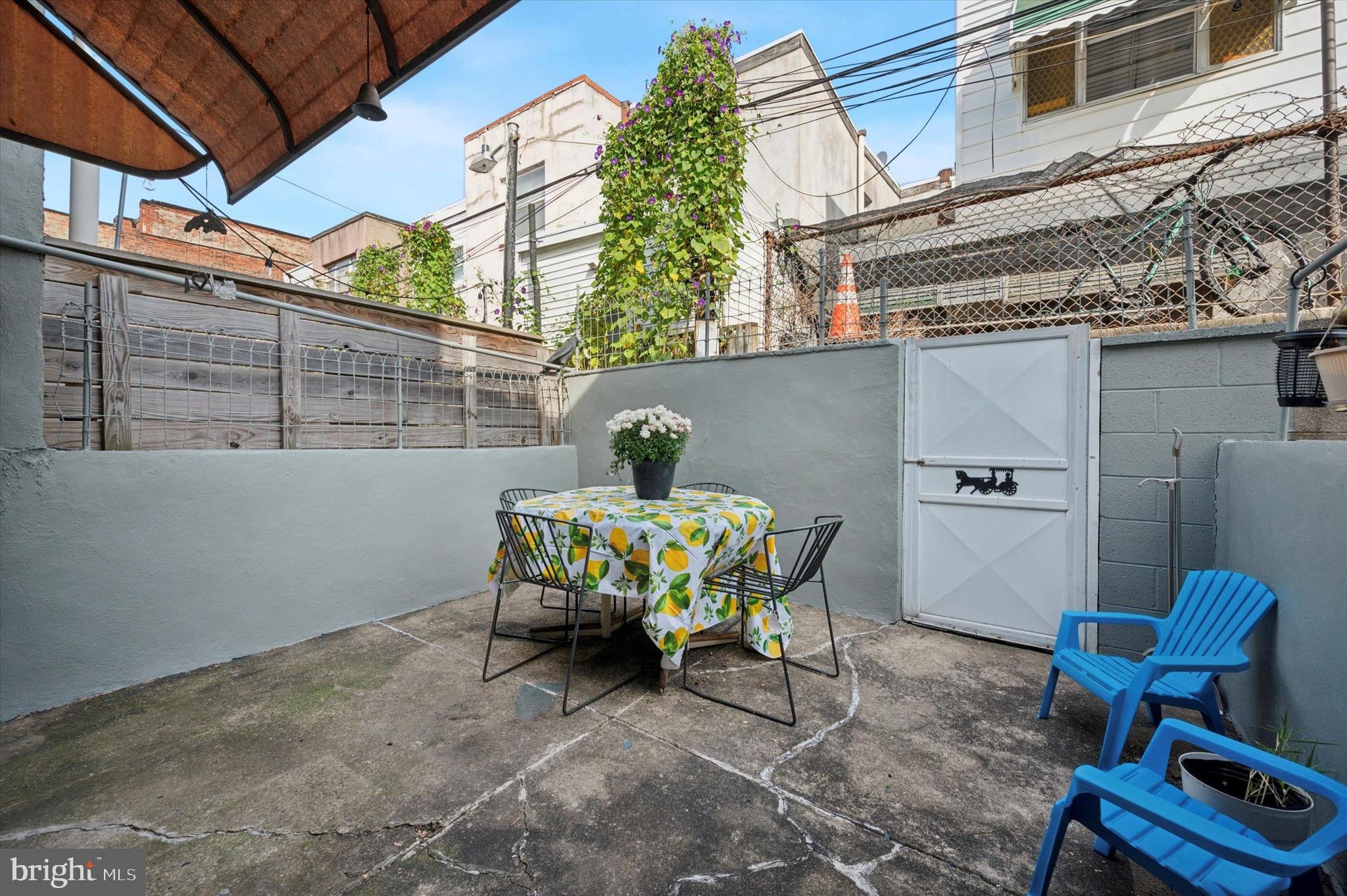 1021 CANTRELL STREET