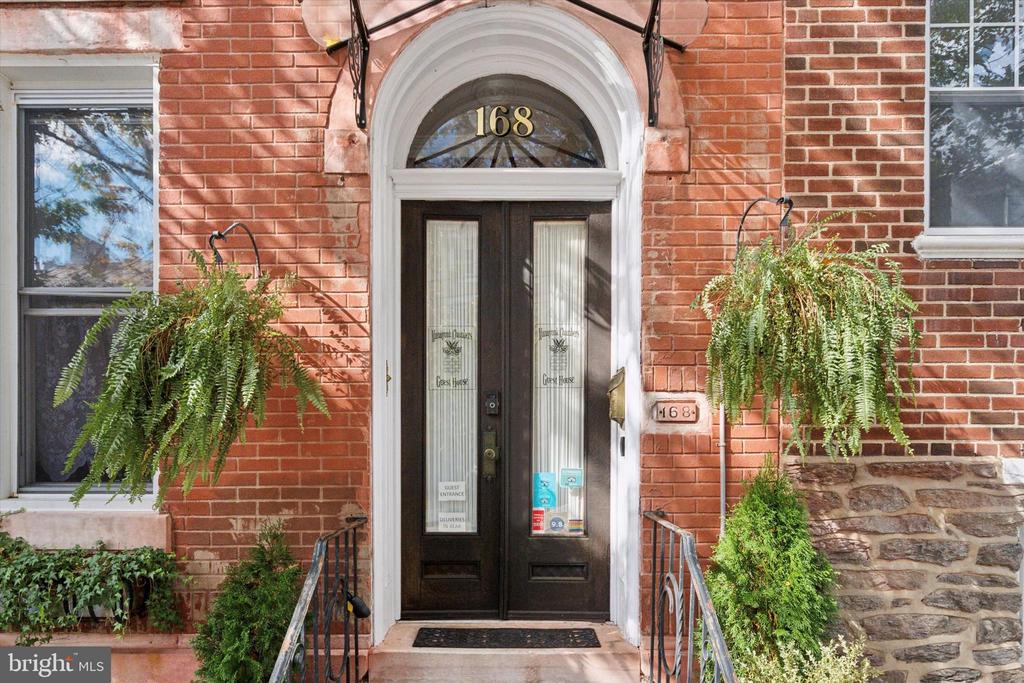 168 GAY STREET