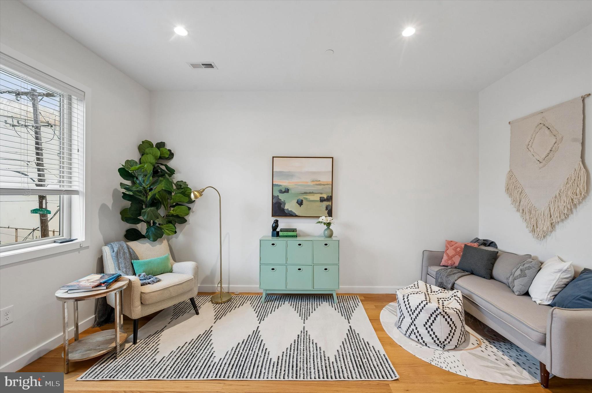 2555 CARPENTER STREET E