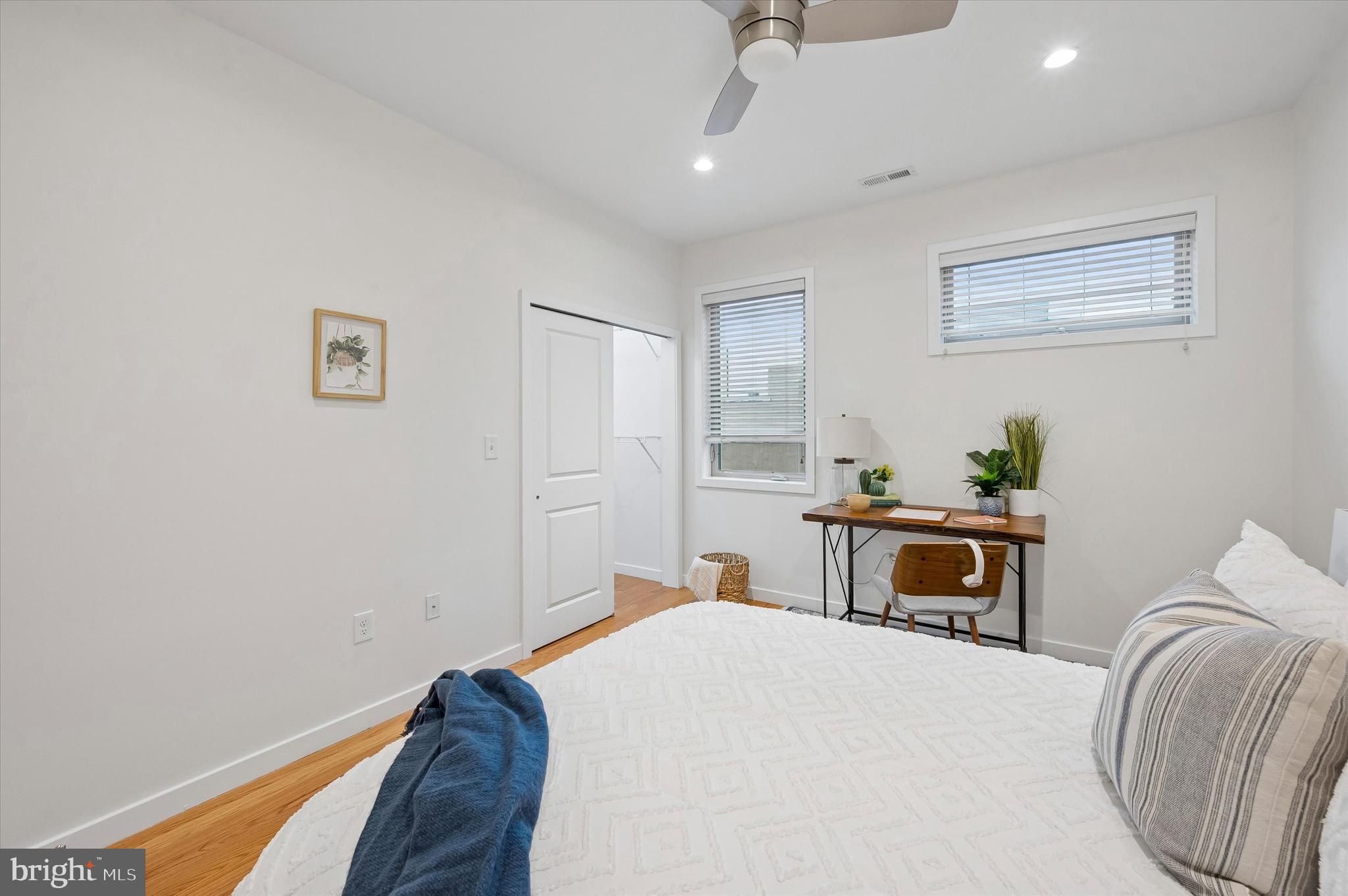 2555 CARPENTER STREET E