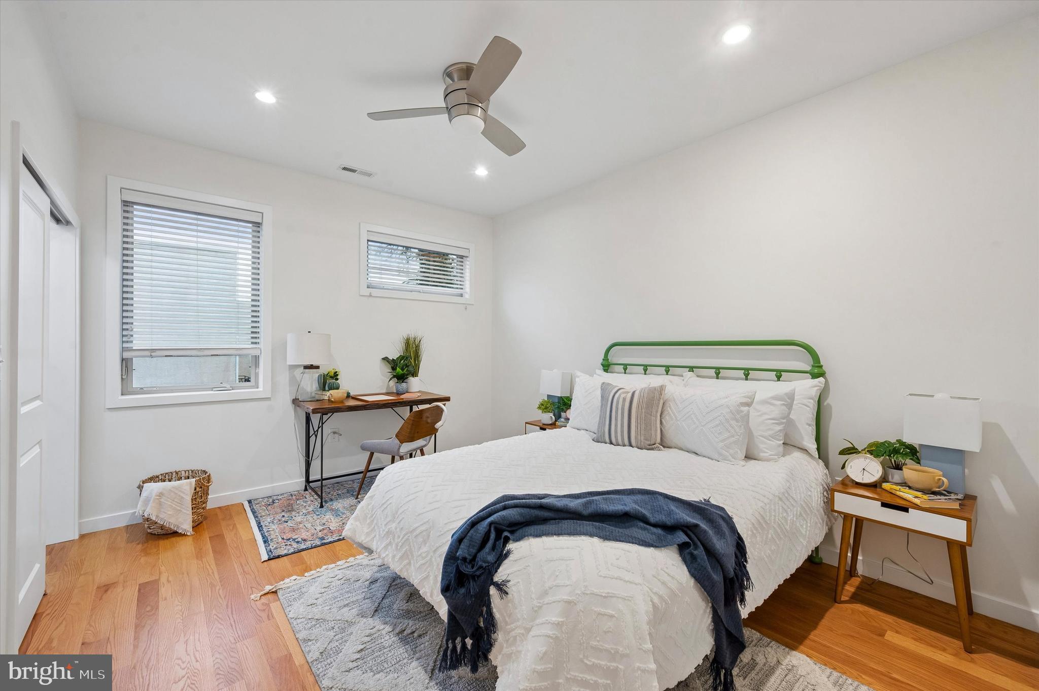 2555 CARPENTER STREET E