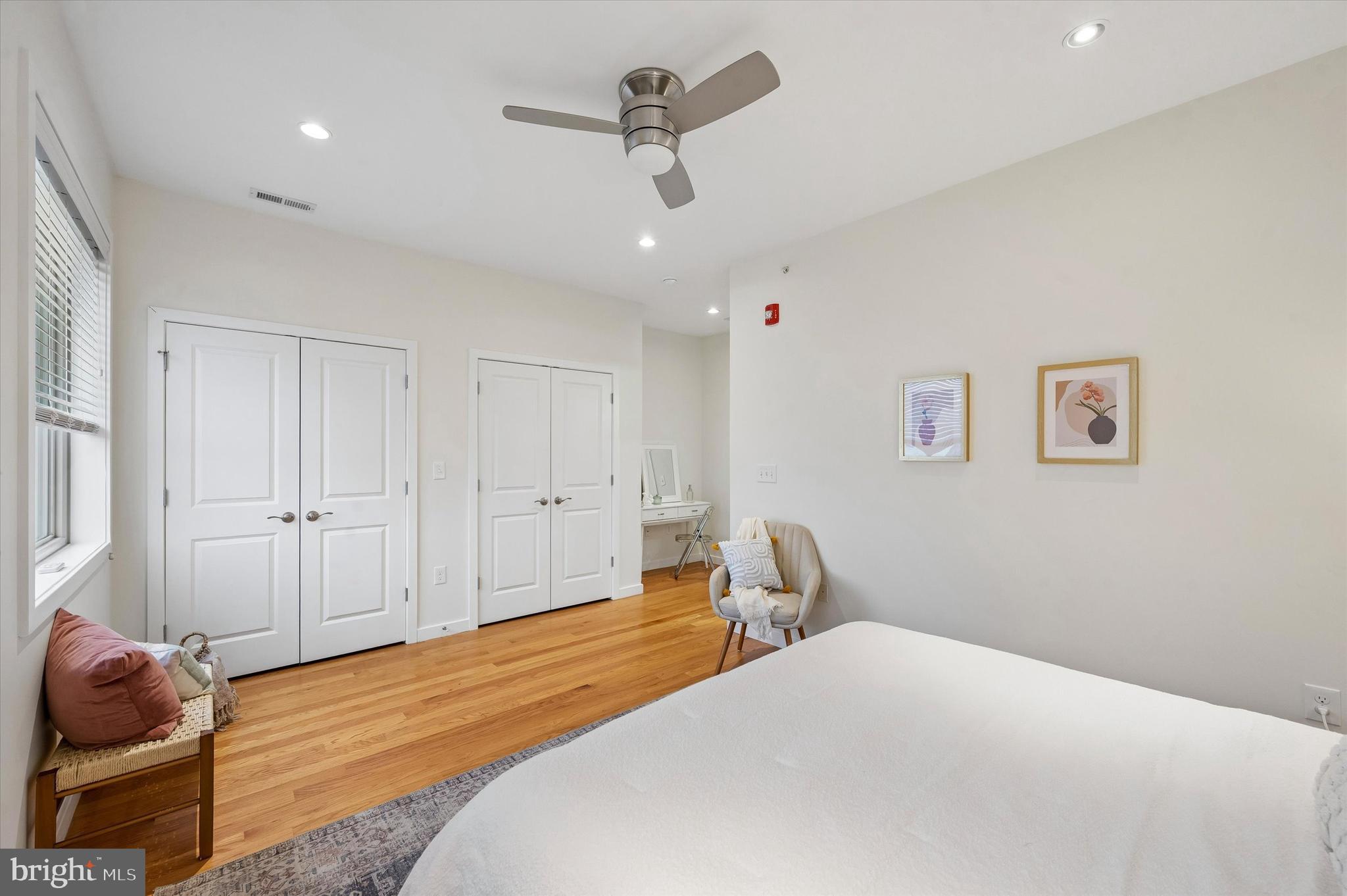 2555 CARPENTER STREET E