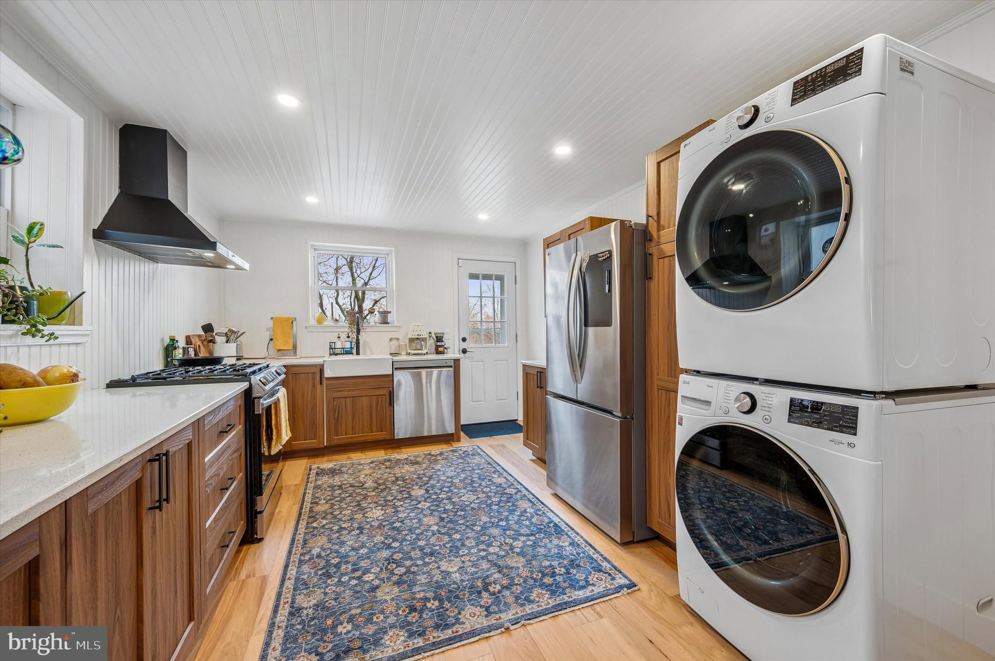 6626 MUSGRAVE STREET