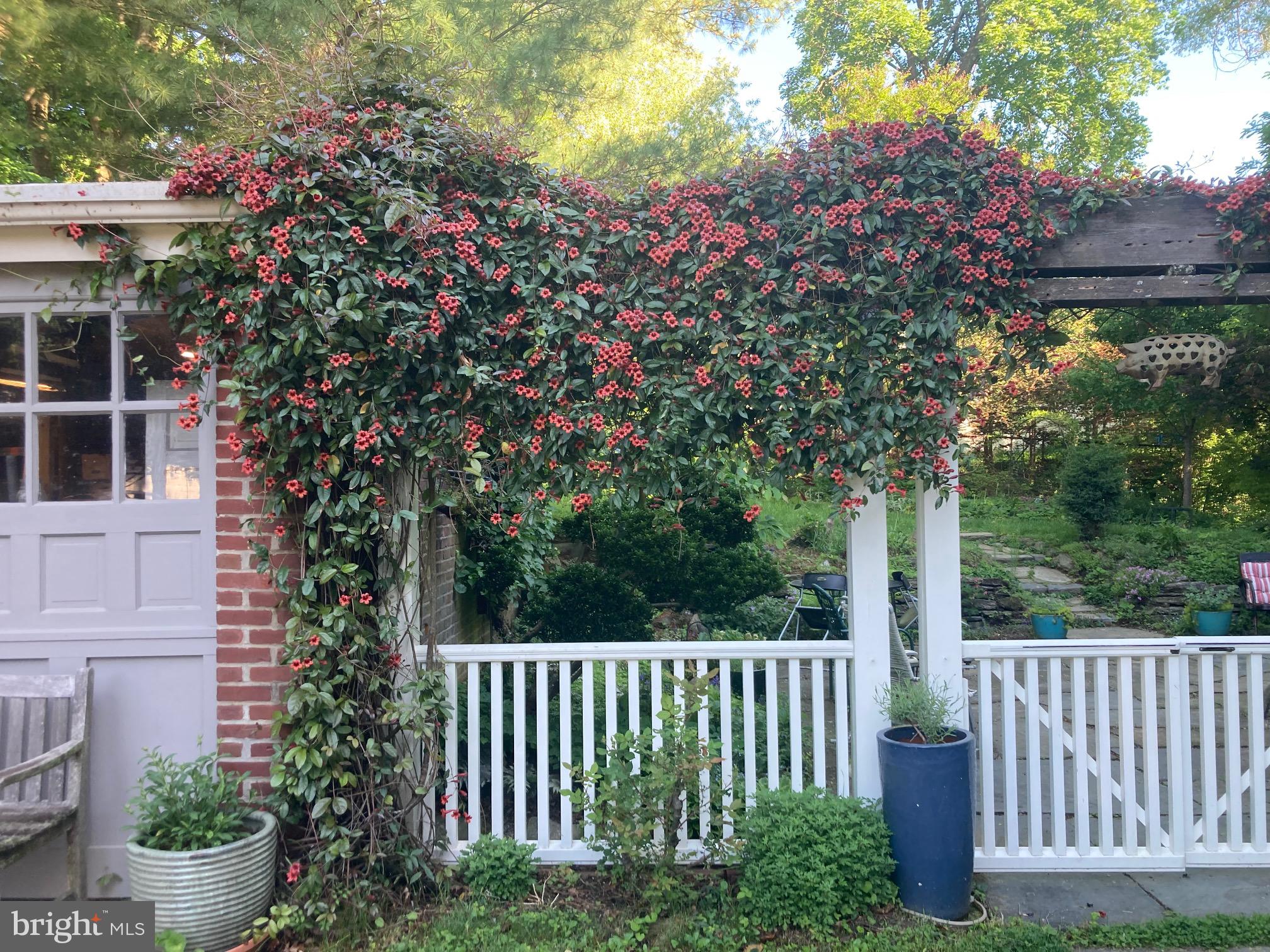 515 CARPENTER LANE