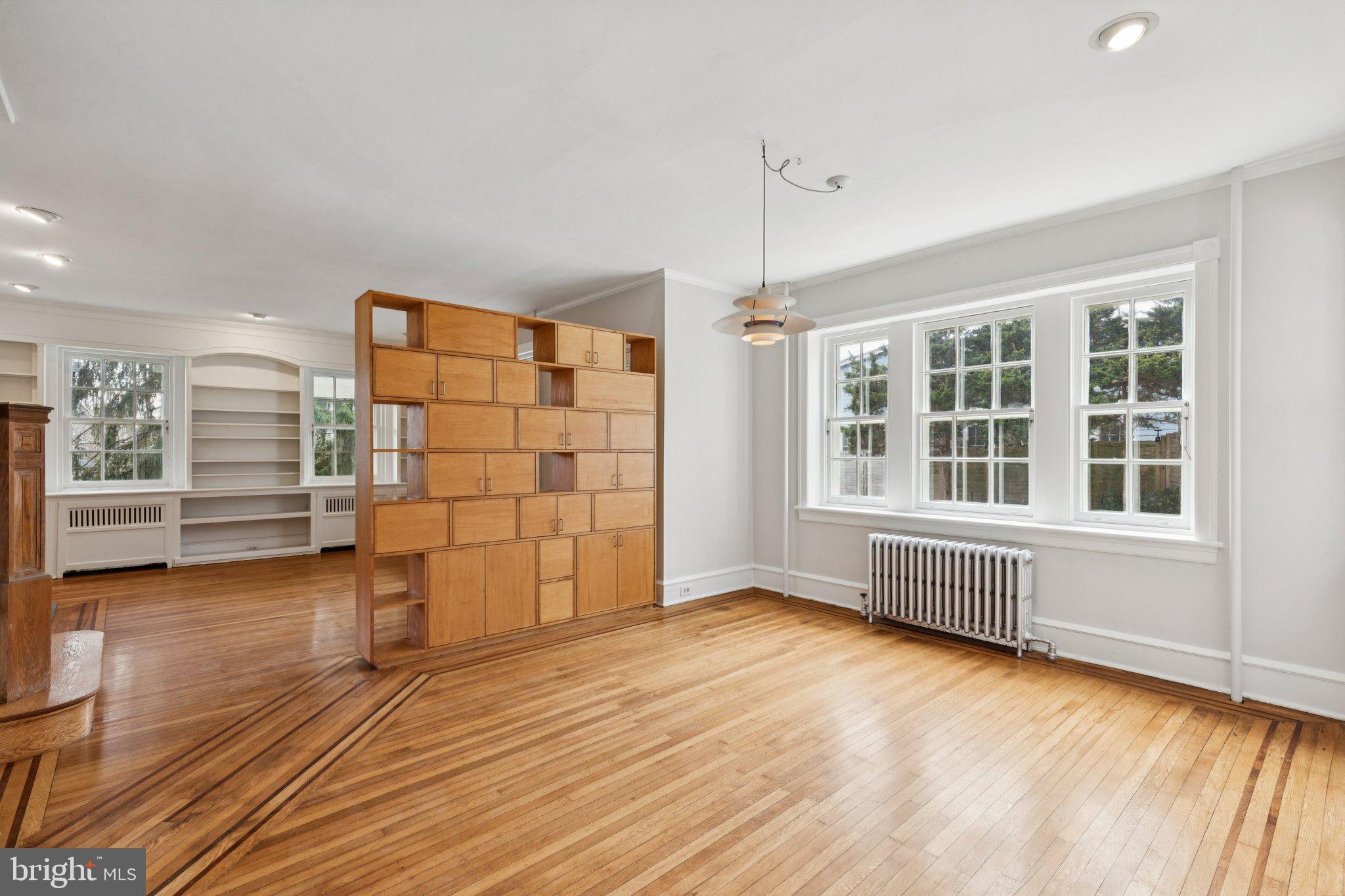 515 CARPENTER LANE
