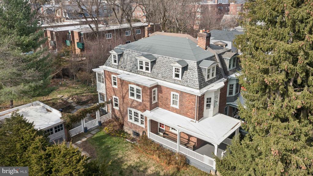 515 CARPENTER LANE