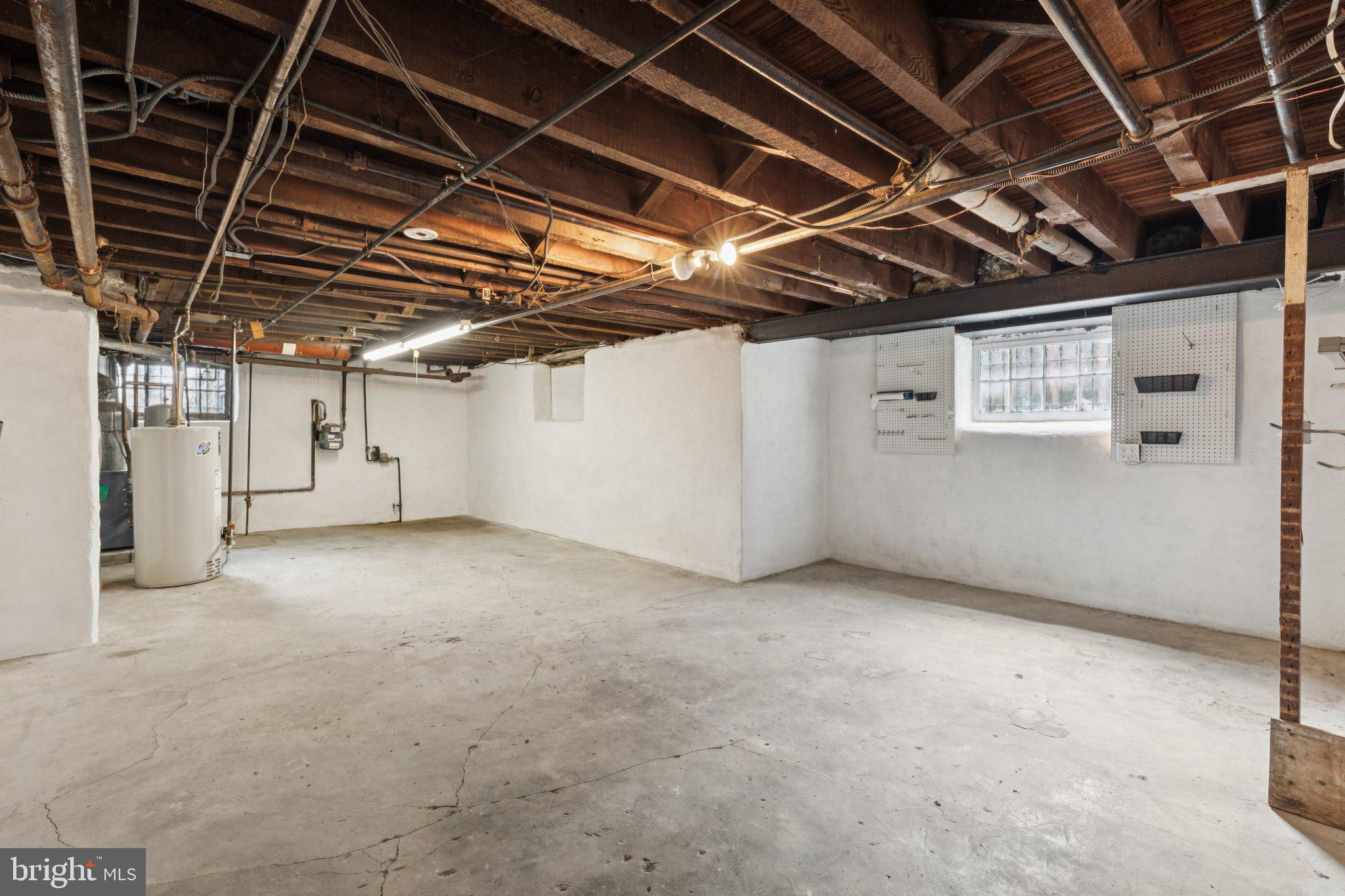 515 CARPENTER LANE