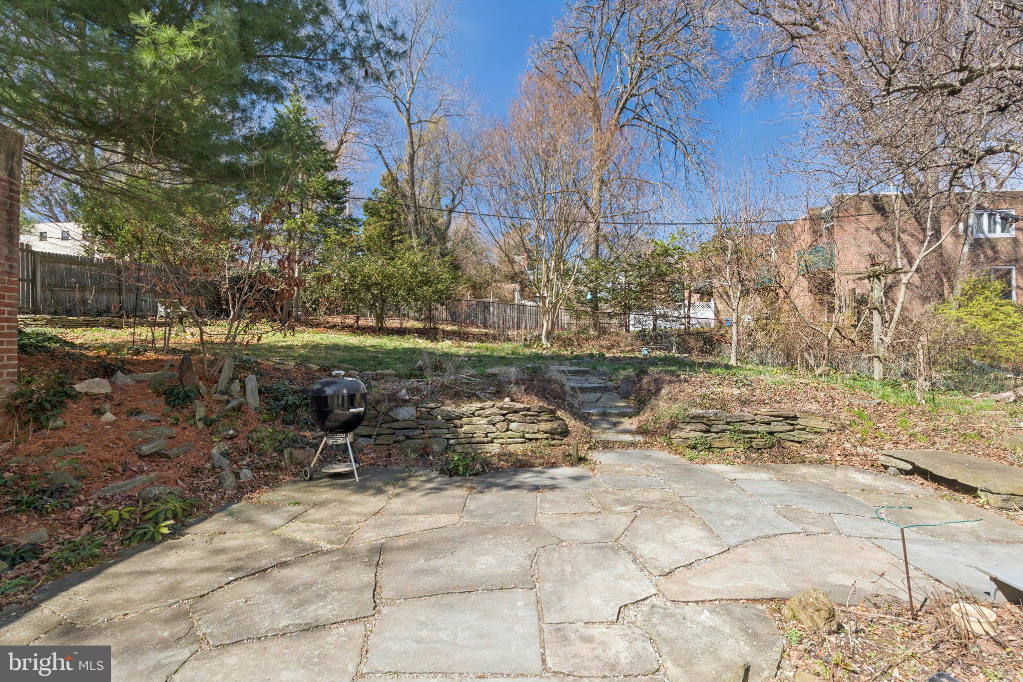 515 CARPENTER LANE