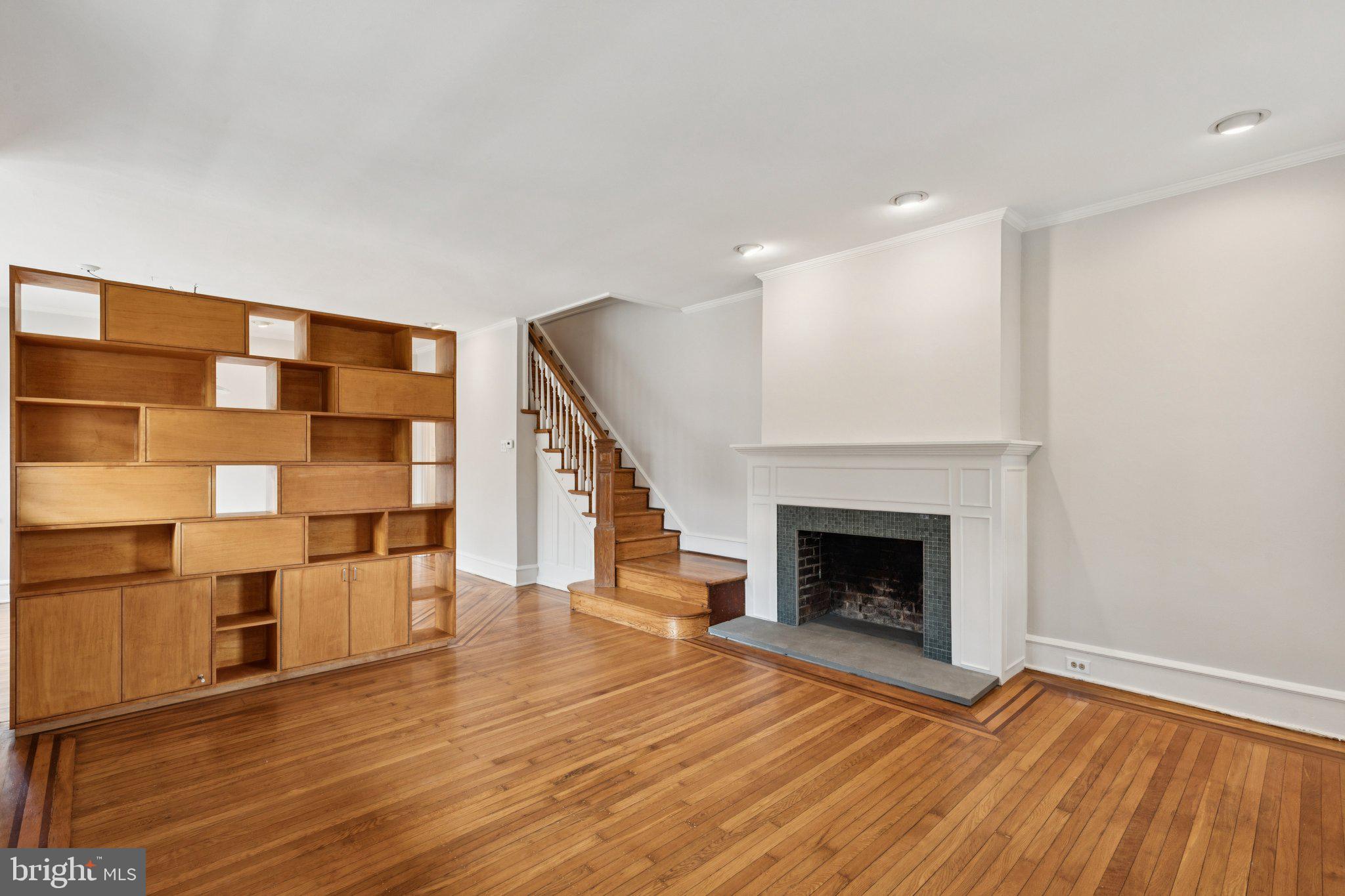 515 CARPENTER LANE
