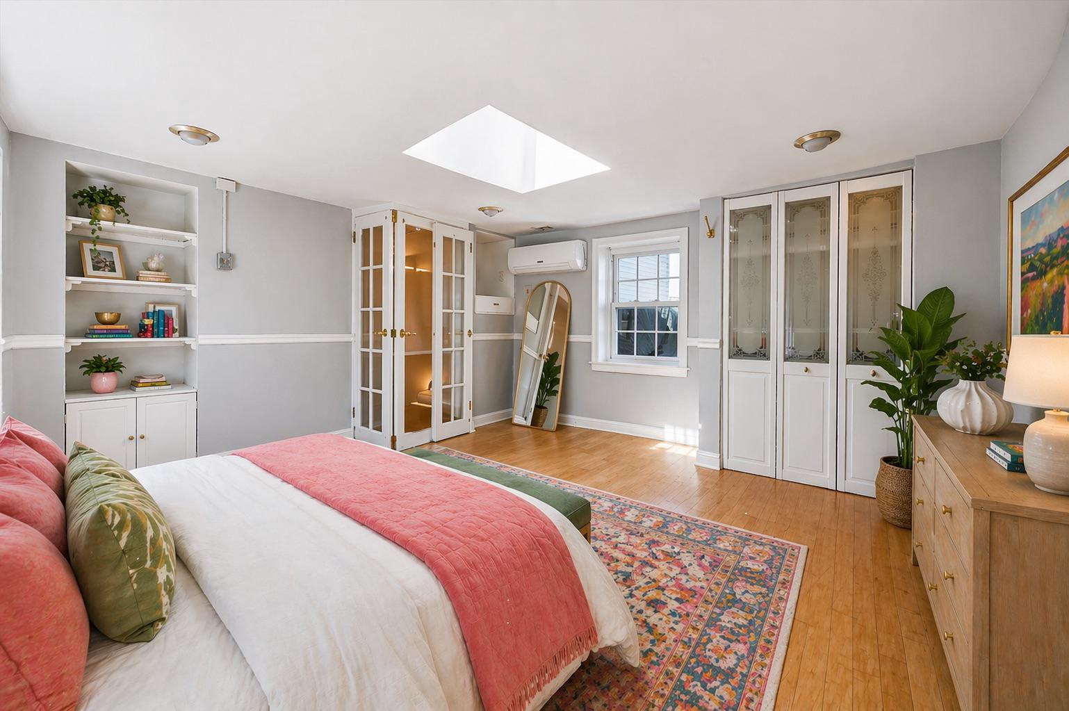 2834 EDGEMONT
