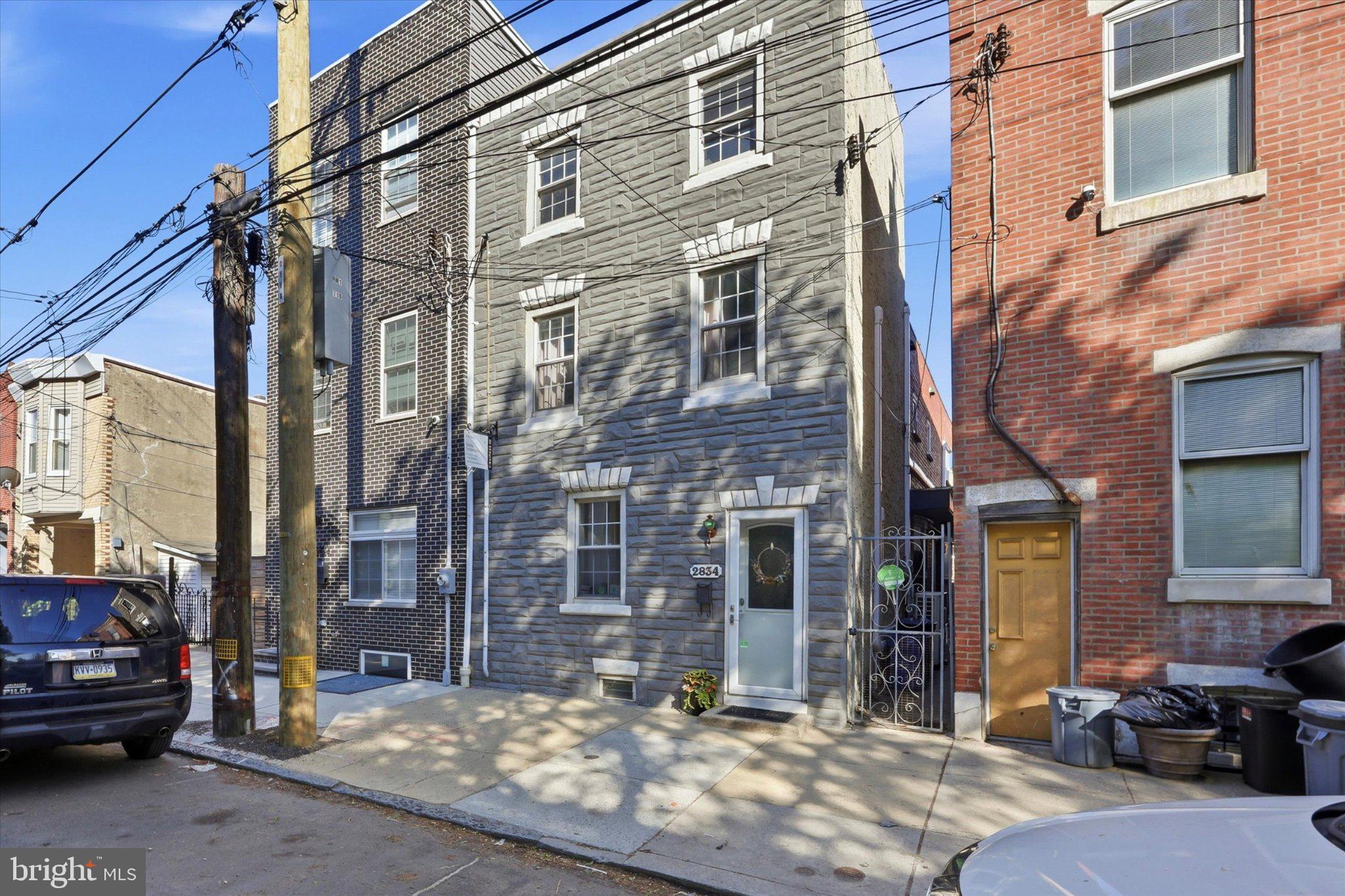 2834 EDGEMONT
