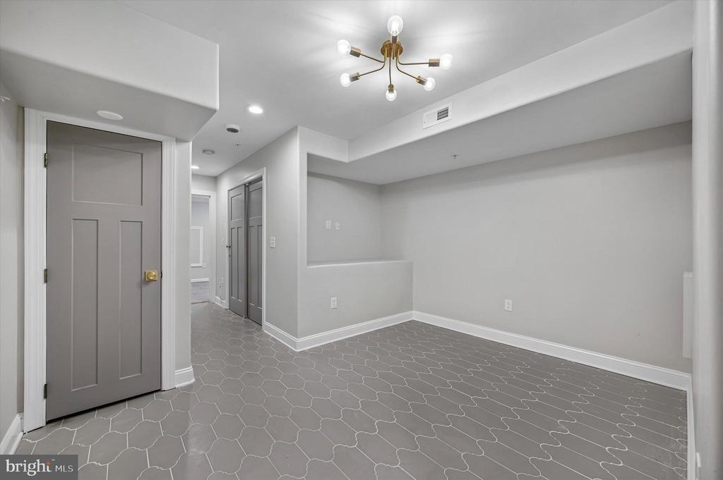 753 N UBER STREET 1