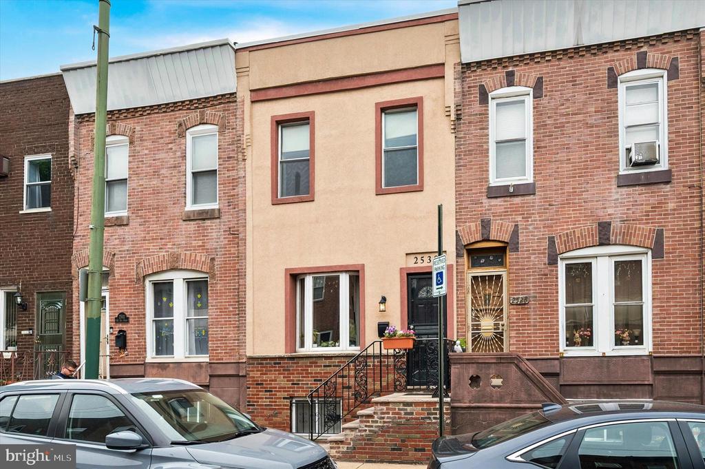 2530 S 11TH STREET