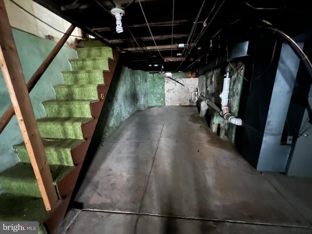 821 WILDER STREET