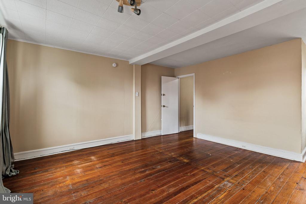440 N 38TH STREET