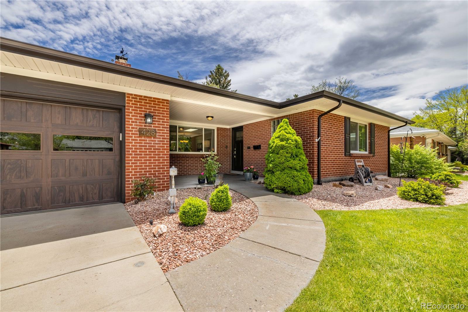 428 W Valleyview Avenue