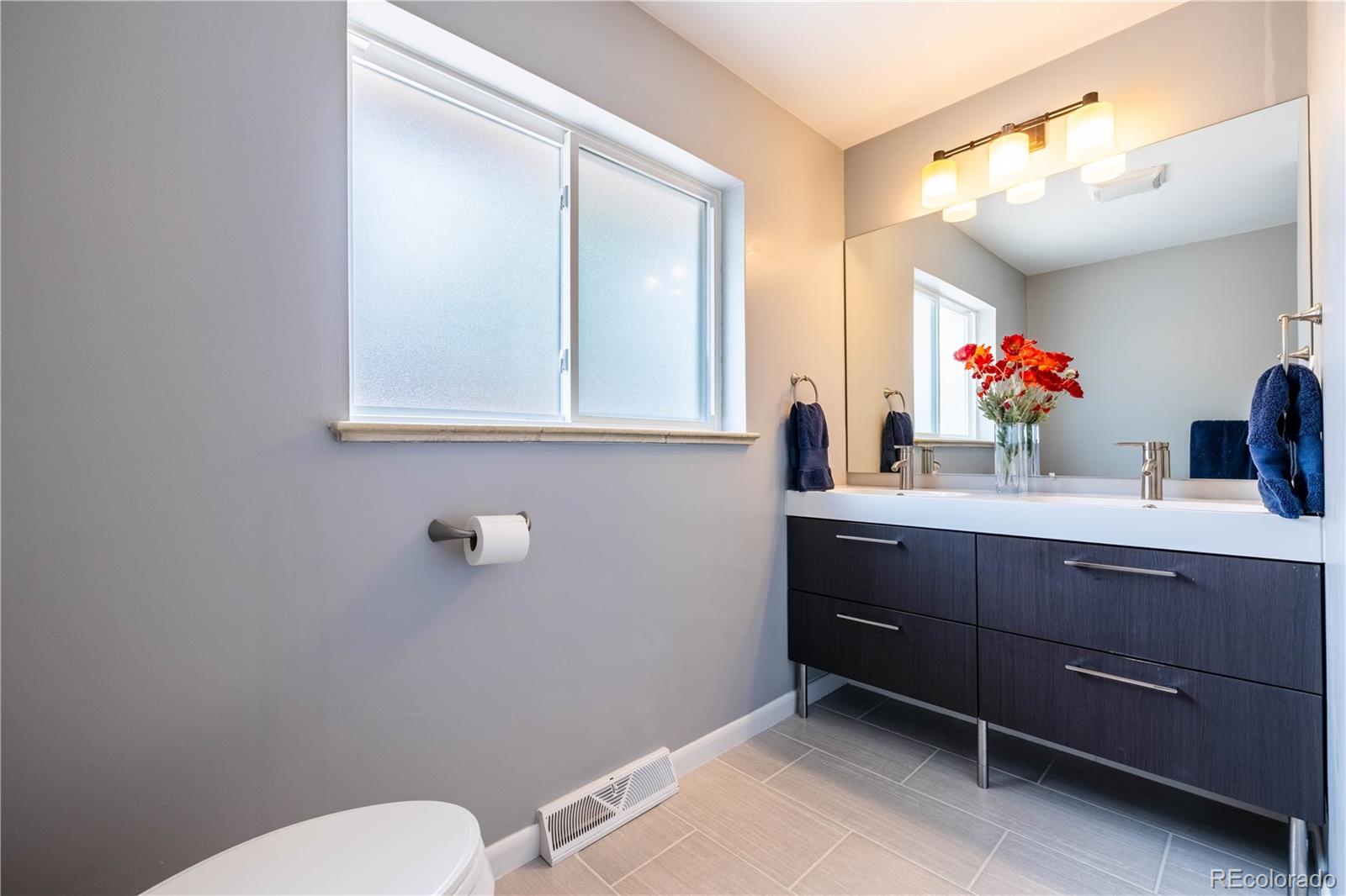 428 W Valleyview Avenue