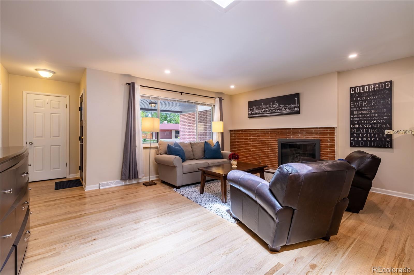 428 W Valleyview Avenue