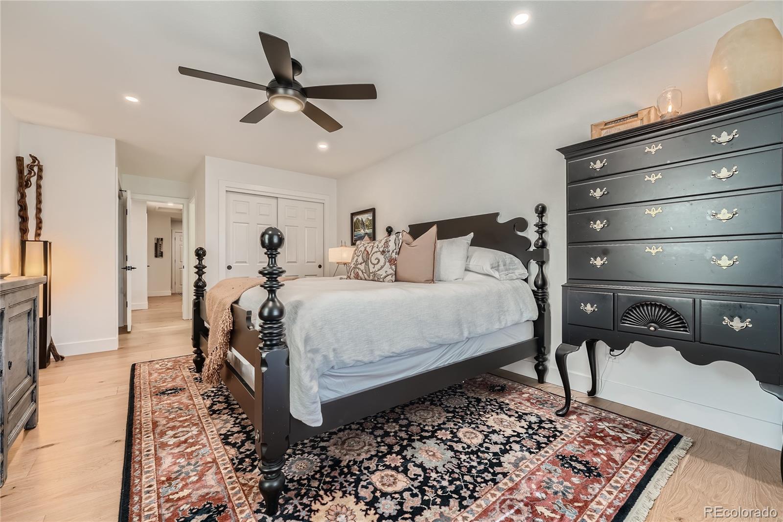 7432 S Monaco Street