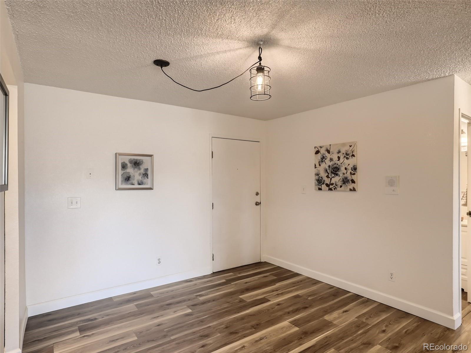 1200 Golden Circle Unit: 509