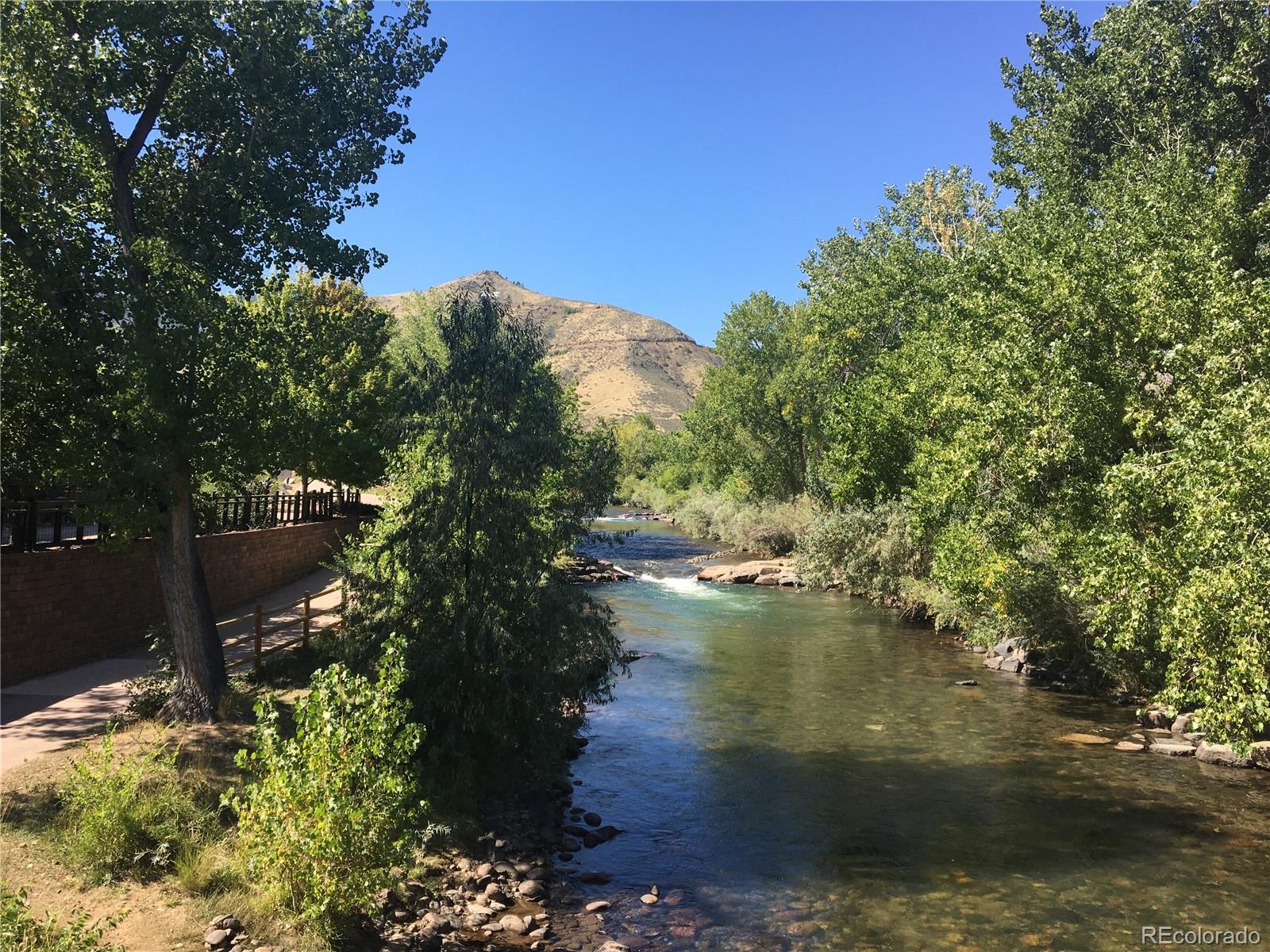 1200 Golden Circle Unit: 509