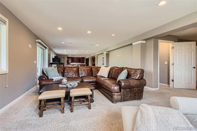 6013 S Kittredge Court