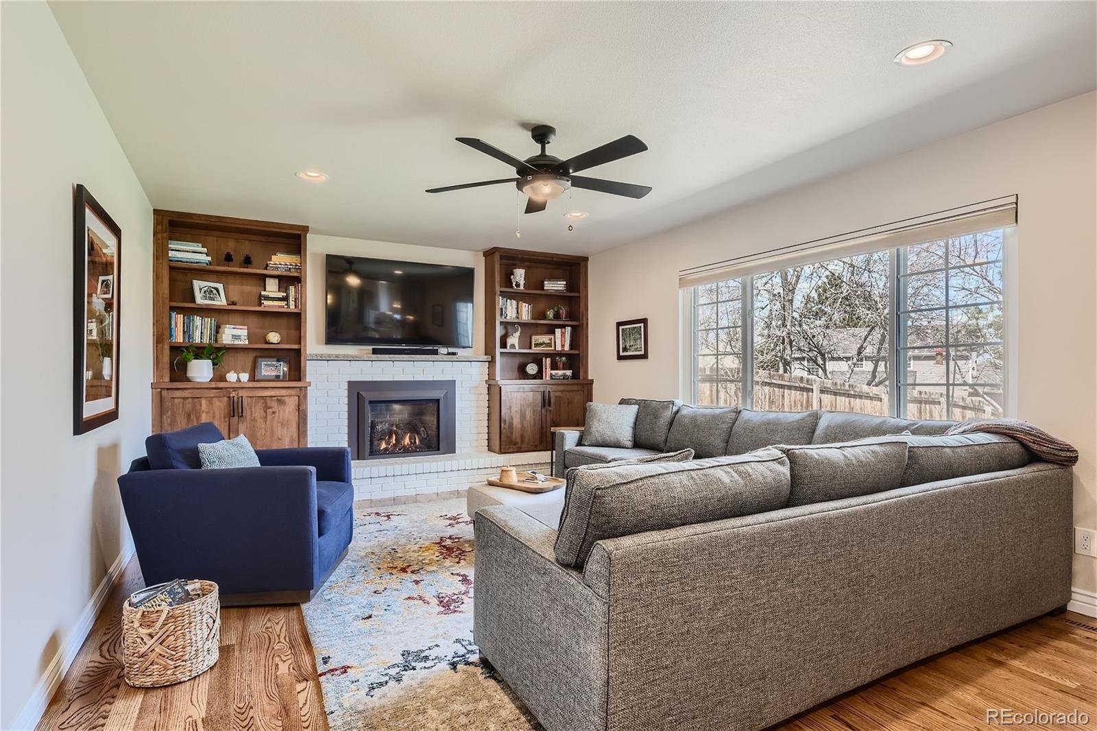 5477 E Hinsdale Place