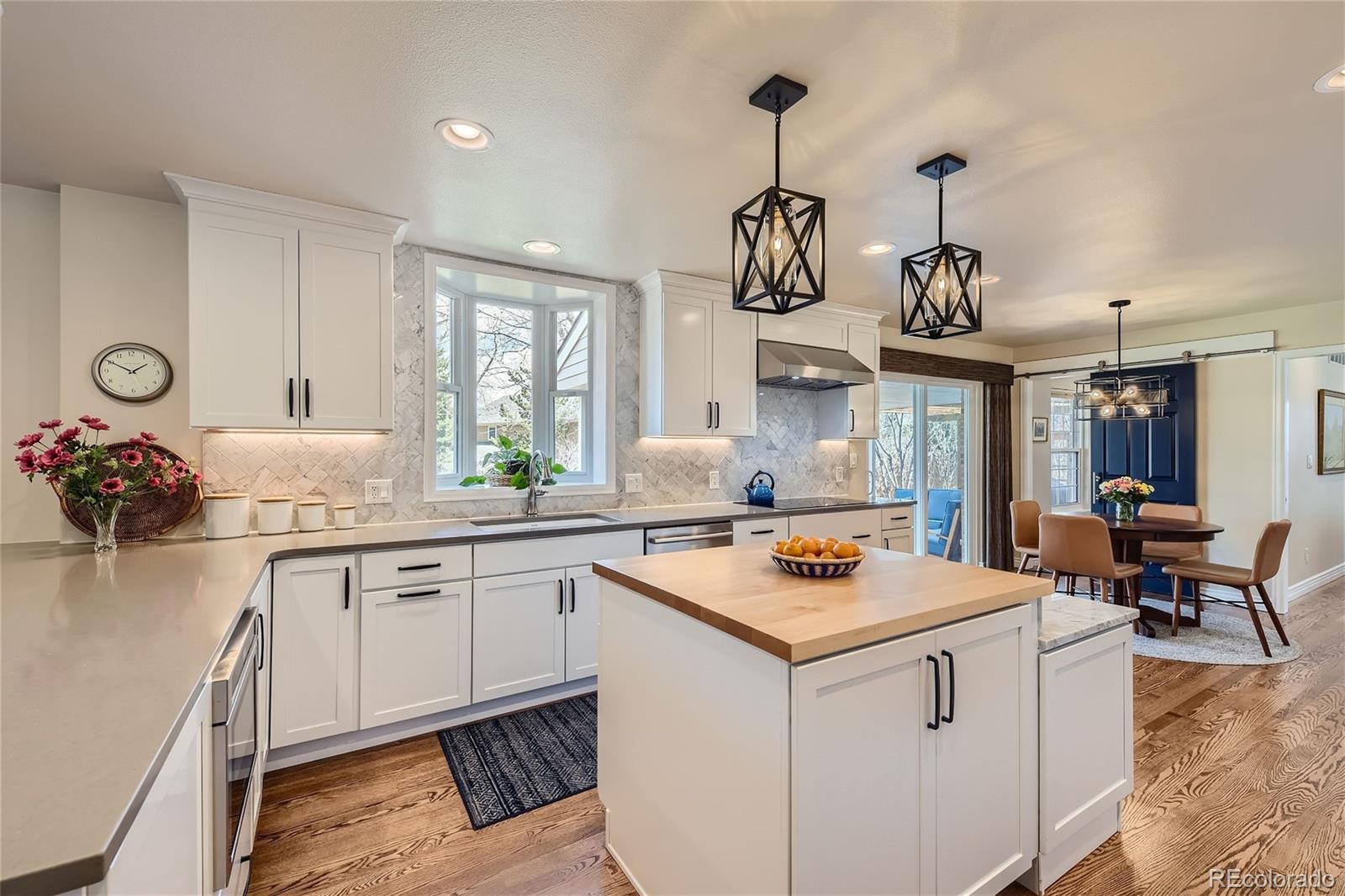 5477 E Hinsdale Place