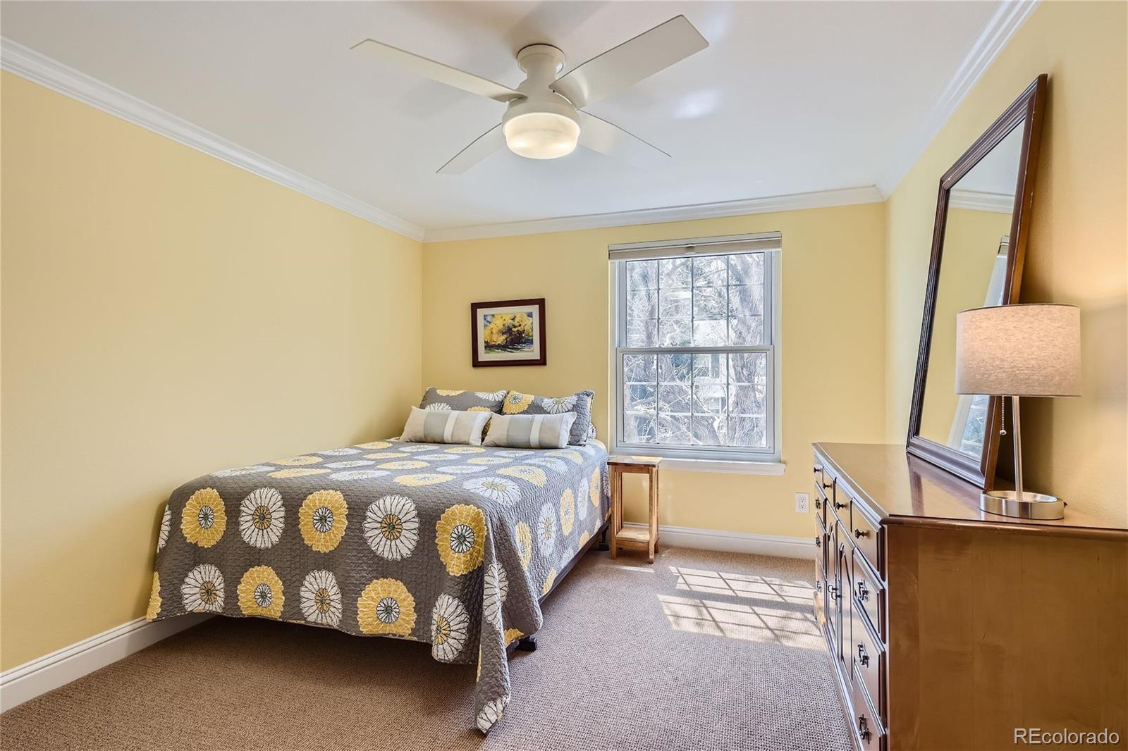 5477 E Hinsdale Place