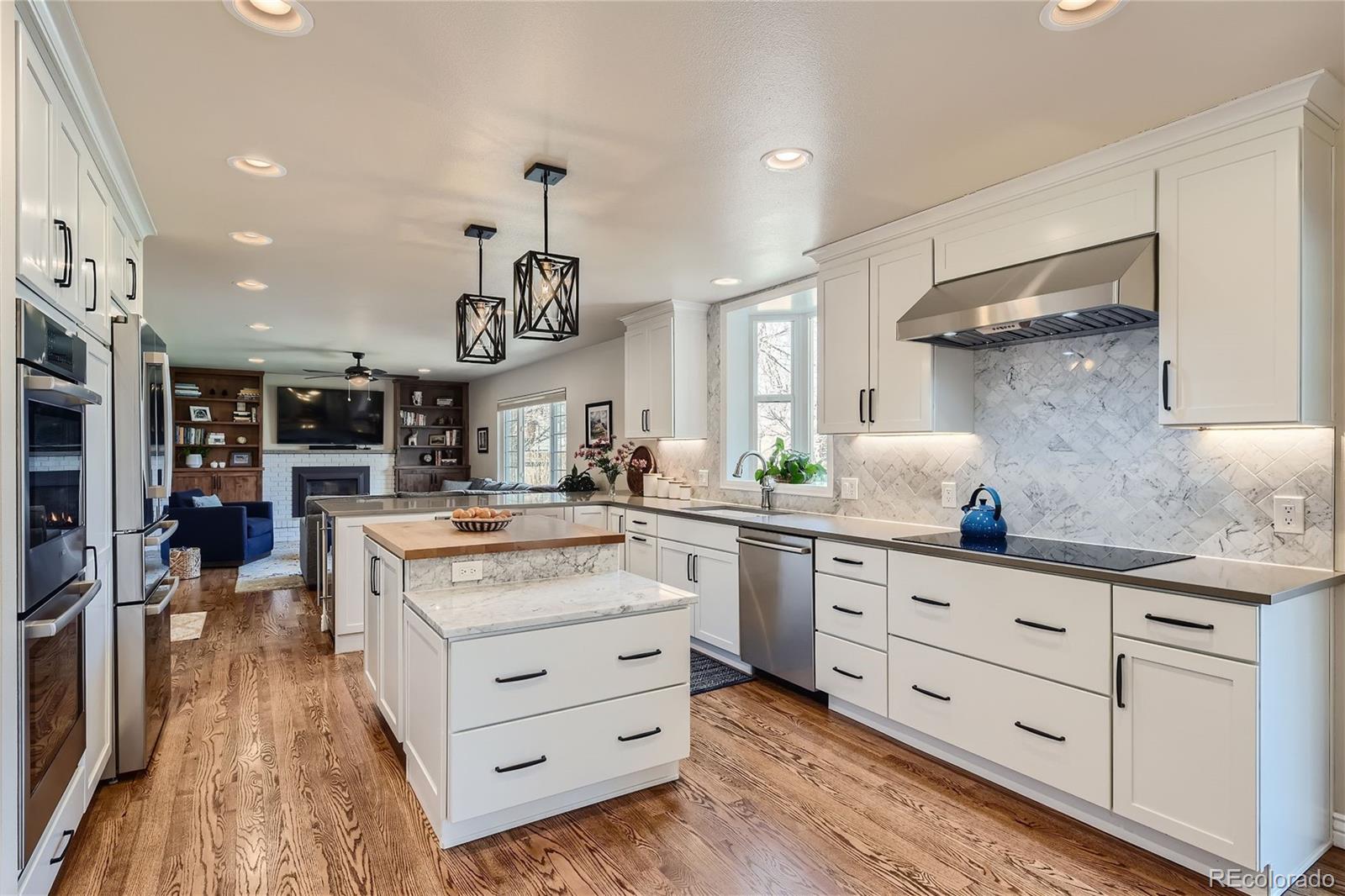 5477 E Hinsdale Place