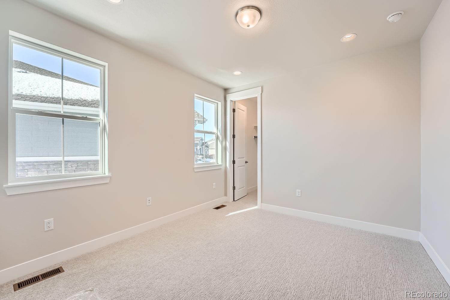 9056 S Shawnee Court