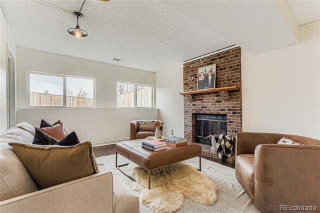 495 Ridgeglen Way