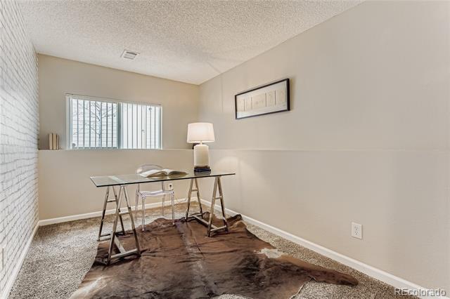 495 Ridgeglen Way